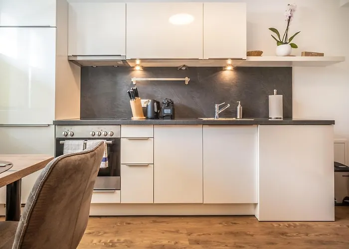 شقة Alpha شفارتساخ إم بونغاو