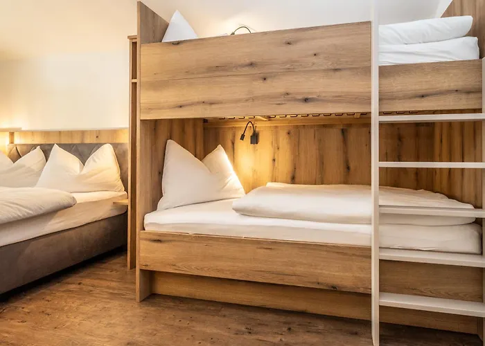 Alpha شقة شفارتساخ إم بونغاو